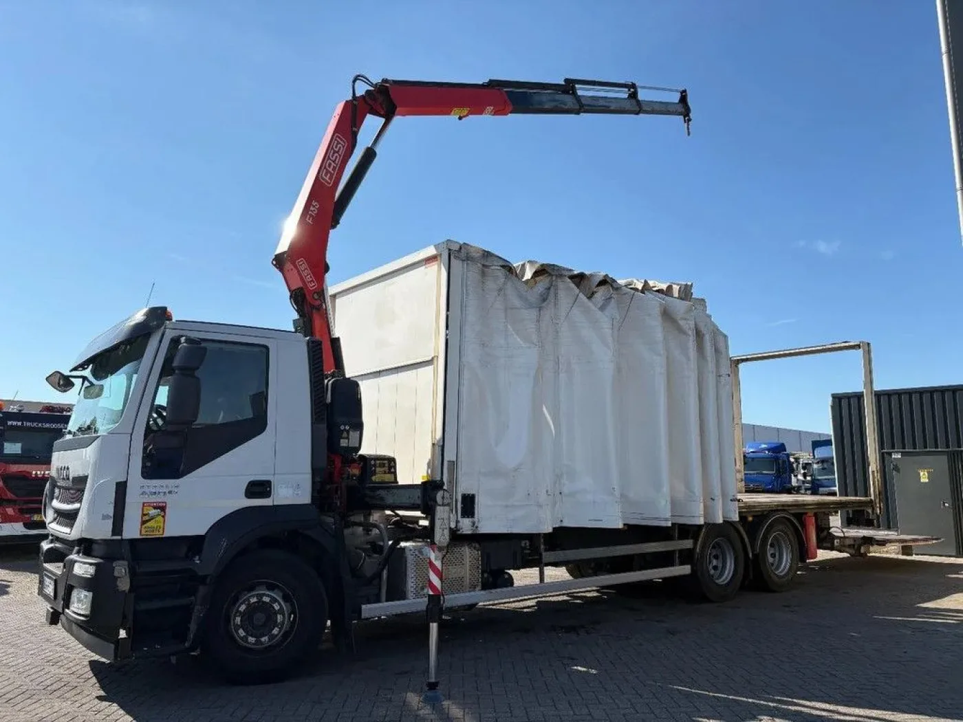 Iveco Stralis 420 + 6X2 + FASSI F 135 - 3X EXT. + REMOTE + EURO 6 + LOADLIFT - 5