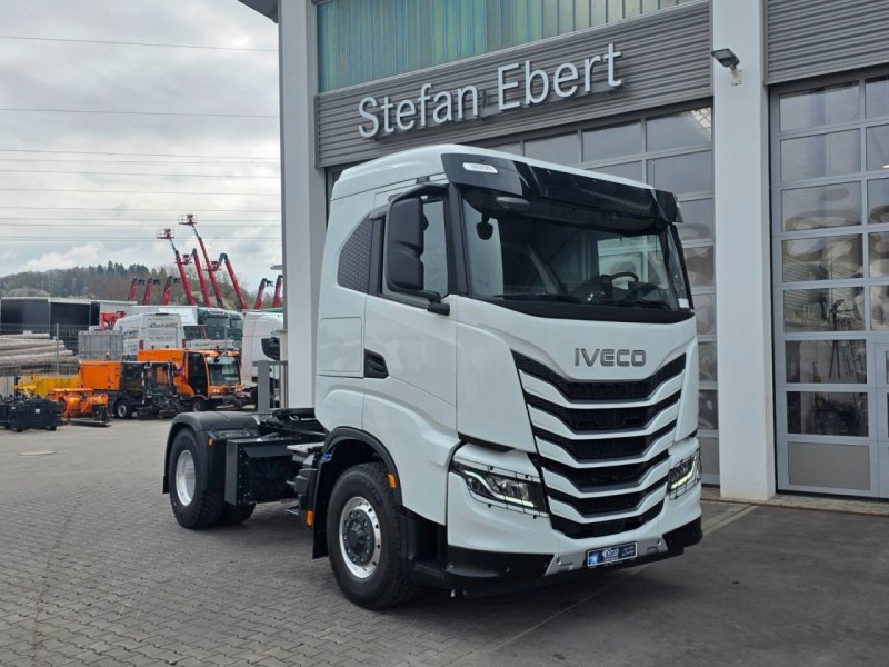 Iveco X-Way AS440S50T/P 4x4 HI-TRACTION Intarder Alu