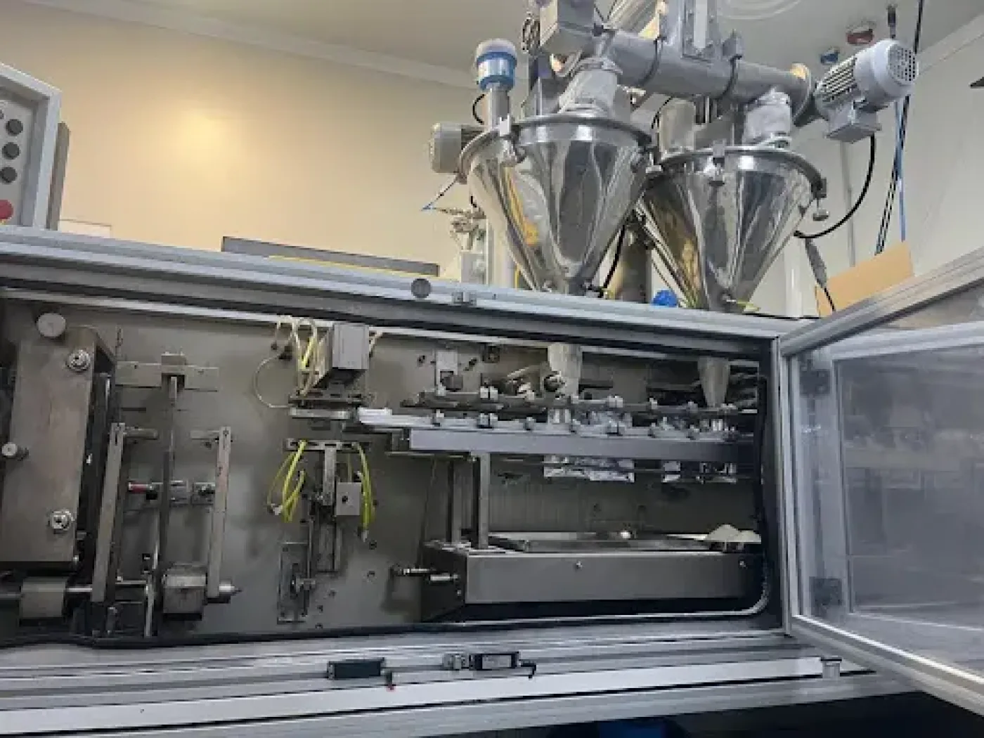 SACHET PACKAGING MACHINE BOSSAR B-2500 - 1