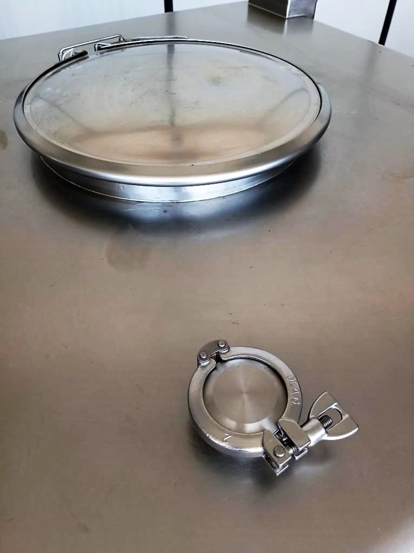 BIN INOX – MOD. 1500 LT - 2