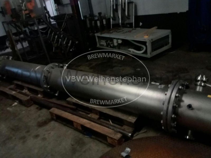 Water degassing column
