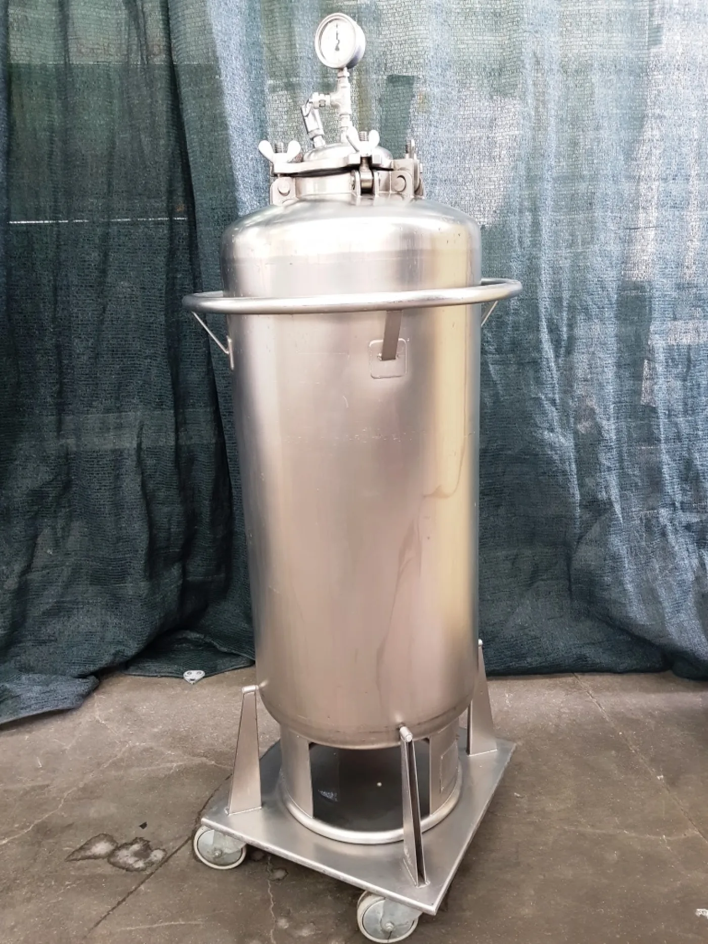 SERBATOIO CARRELLATO IN ACCIAIO INOX – DE JONG – MOD. H082 - 1