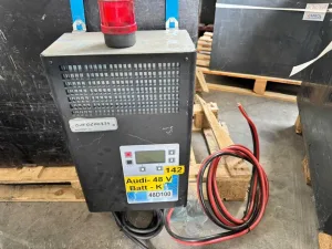 Axima Batterie Charger