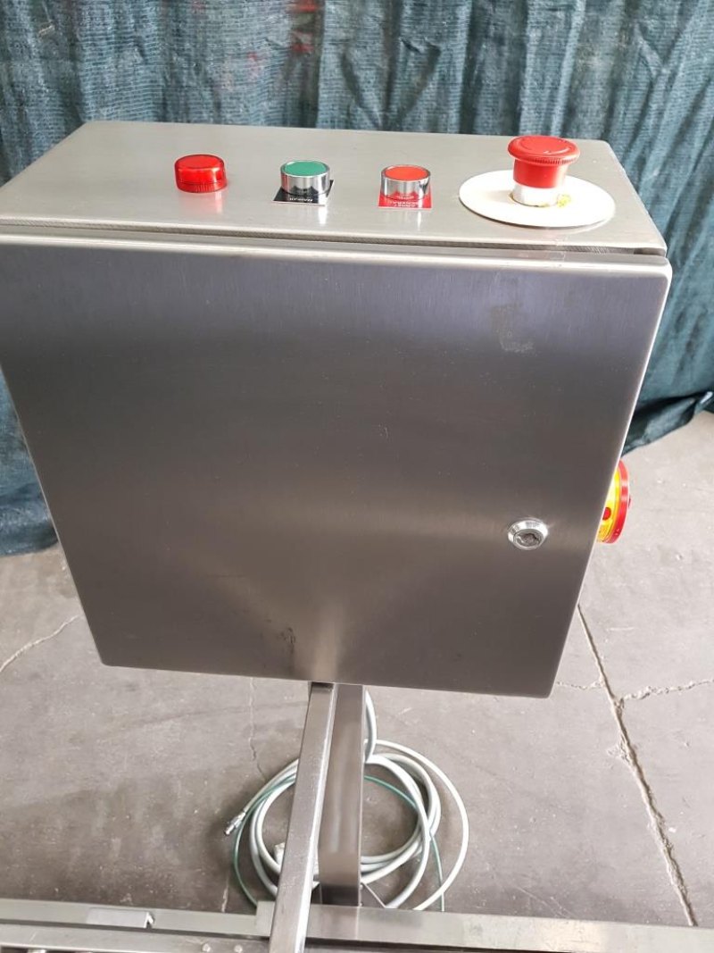 NASTRO CONVOGLIATORE A RULLI MOTORIZZATO CON SISTEMA BLOCCO – KRAMER
