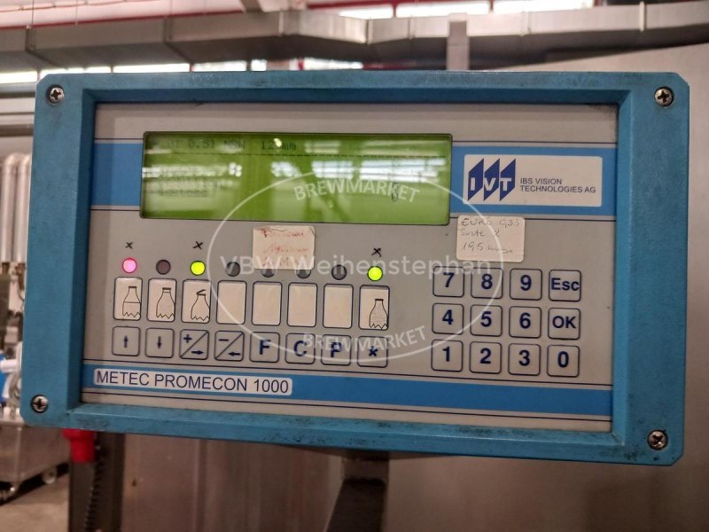 Fill level inspection for bottles