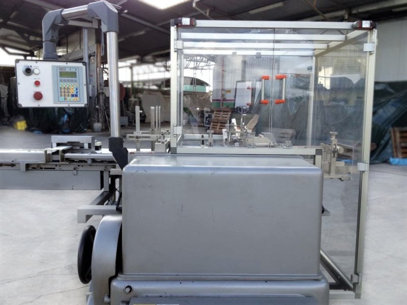 ASTUCCIATRICE AUTOMATICA ORIZZONTALE – CAM MOD. PR66