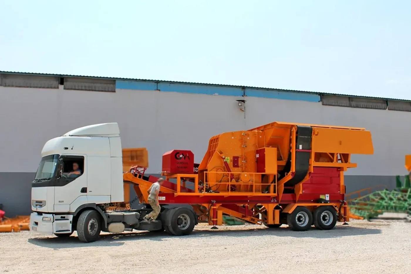 Mobile Secondary Impact Crusher — M-DMK Series - 4