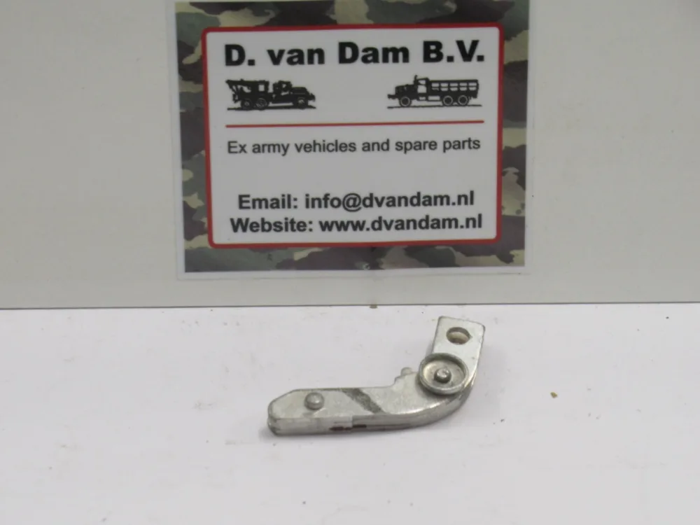 Benzine pomp arm