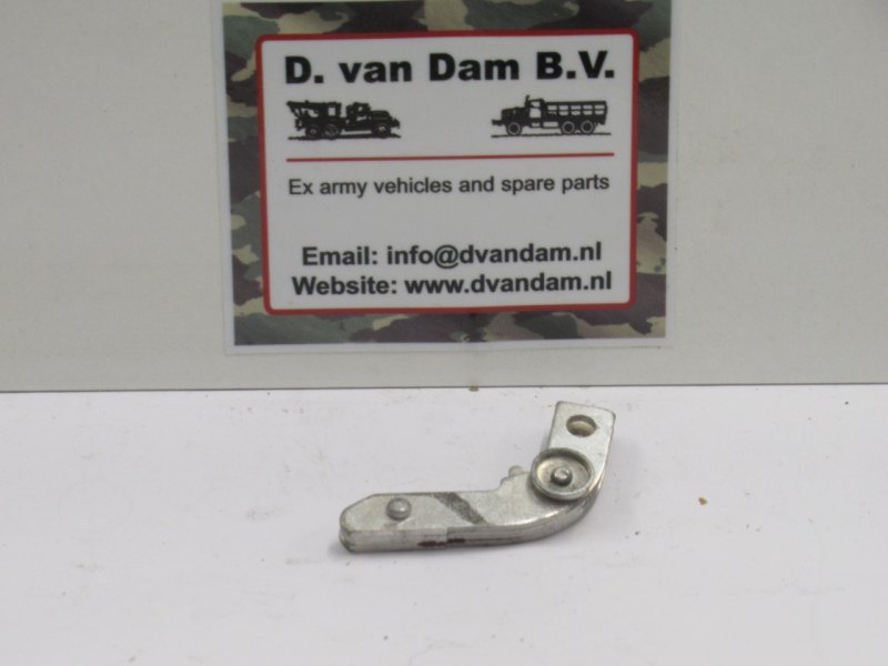 Benzine pomp arm