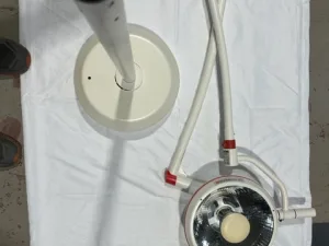 KLS Martin ML-301 OP-Lampe (Deckenmontage)