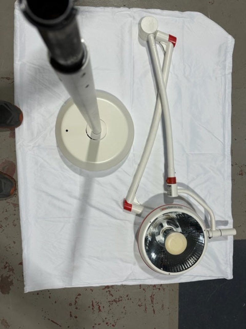 KLS Martin ML-301 OP-Lampe (Deckenmontage)