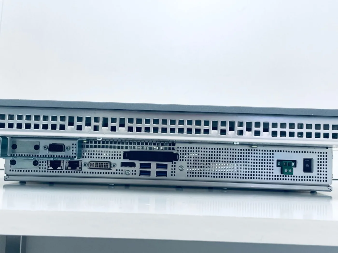 Siemens SIMATIC HMI IPC 477D 6AV7240-3EC04-0HA0 - 6