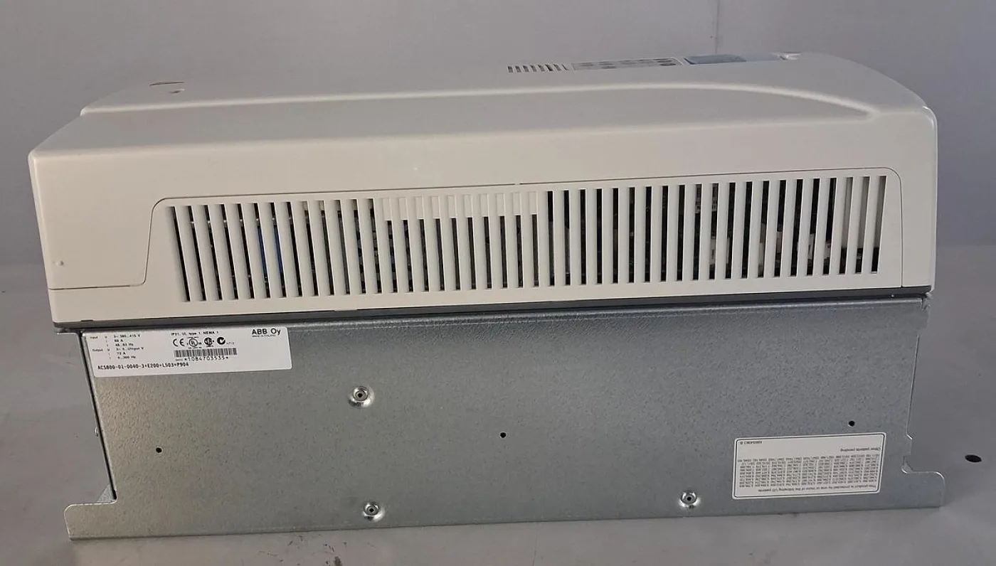 ABB ACS800 Frequenzumrichter - 8