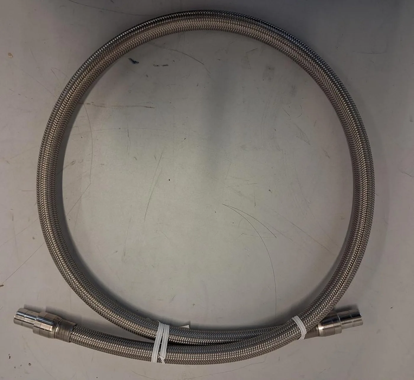 Swagelok PTFE-Teflonschlauch mit Edelstahlumflechtung – Typ SS-TH12TA12TA12-60, Länge 150 cm - 2