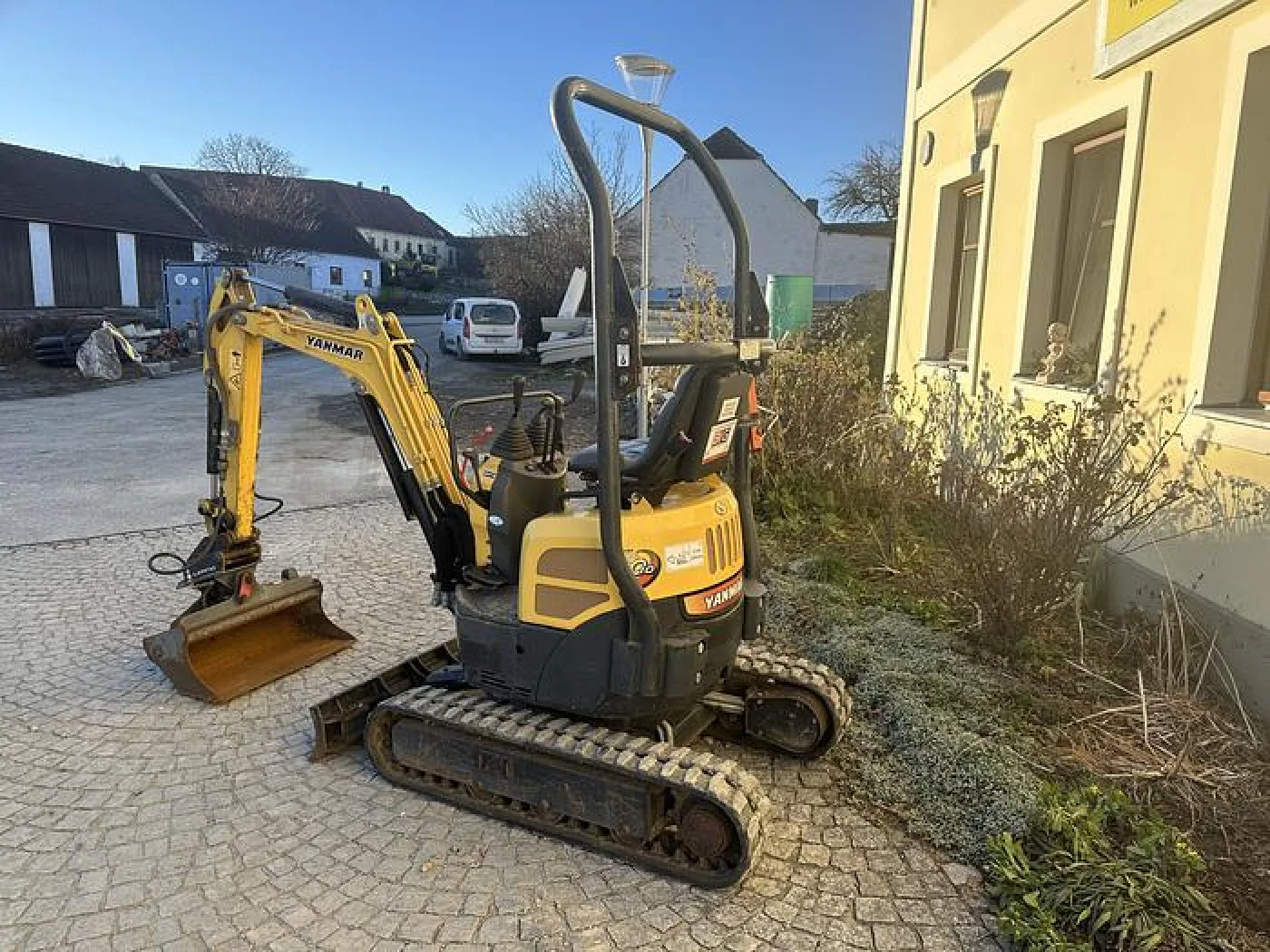 Yanmar VIO10-2A - 3