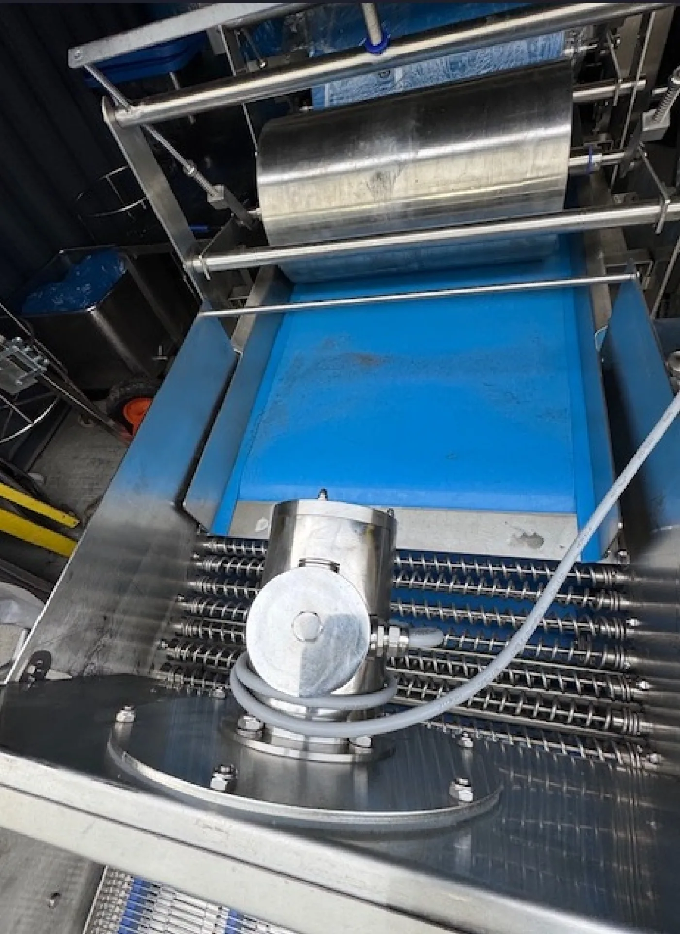 Hiwell Panko Crumbing Machine - 2