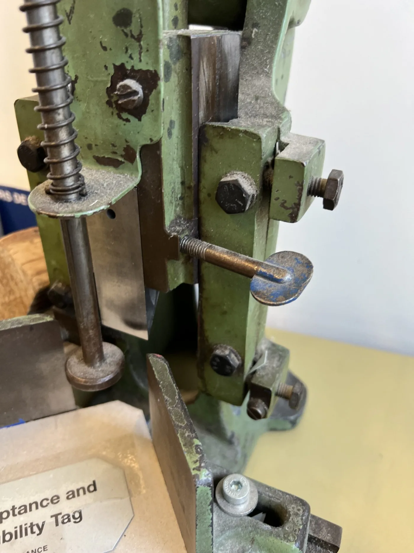 BEIER, machine à arrondir les angles - 3