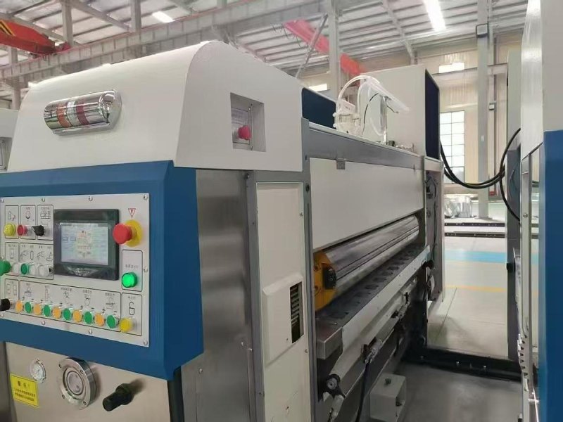 4-colour Flexo Press with rotary die-cutter and palletised collection