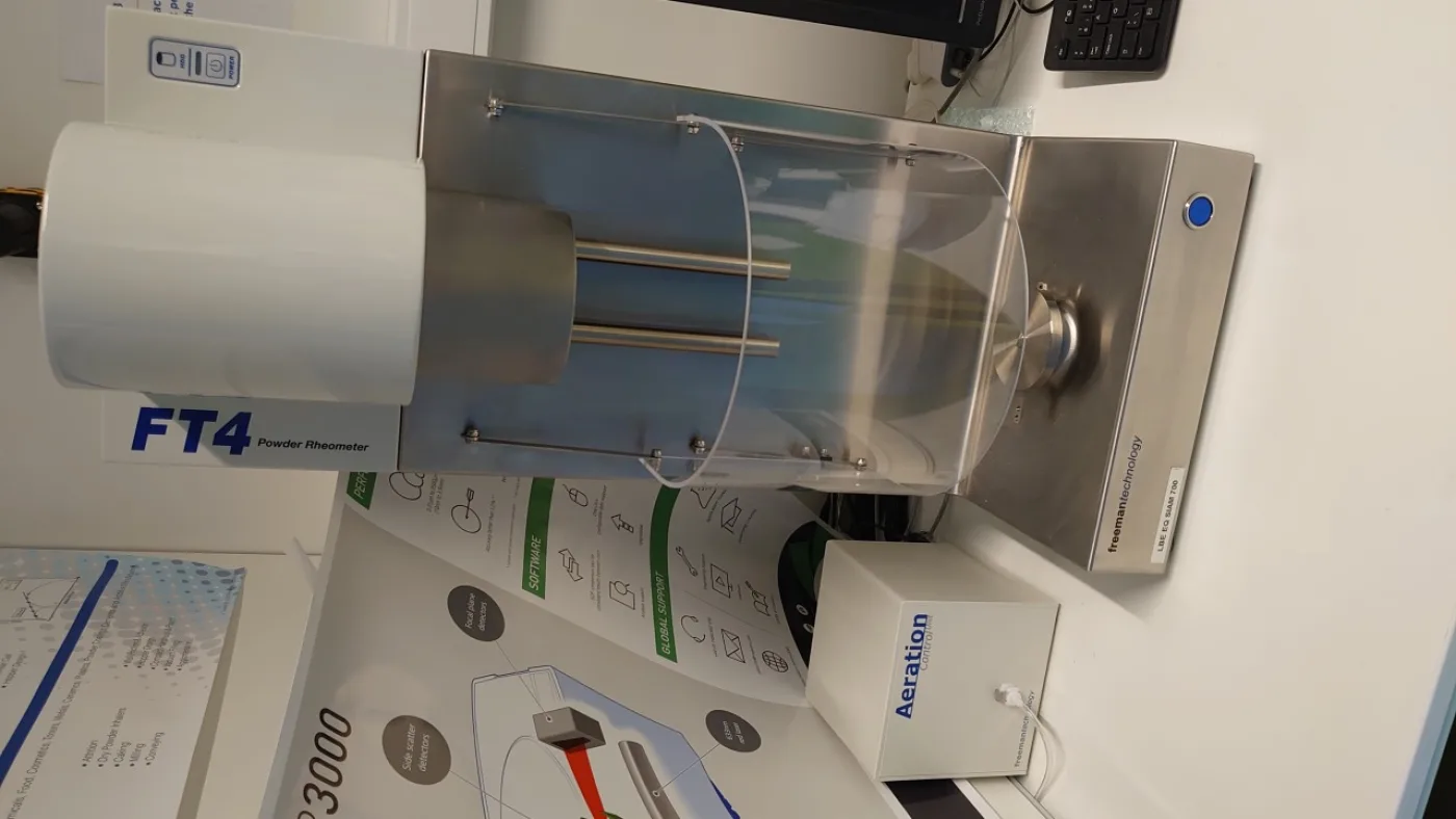 Freemantechnology FT4 powder Rheometer - 1