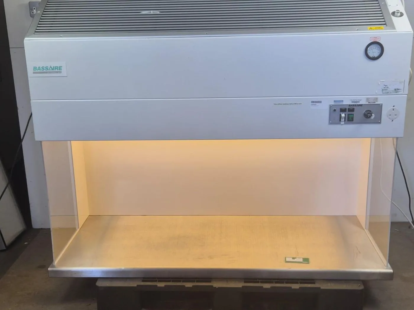 Basair P Laminar flow Safety Cabinet - 4