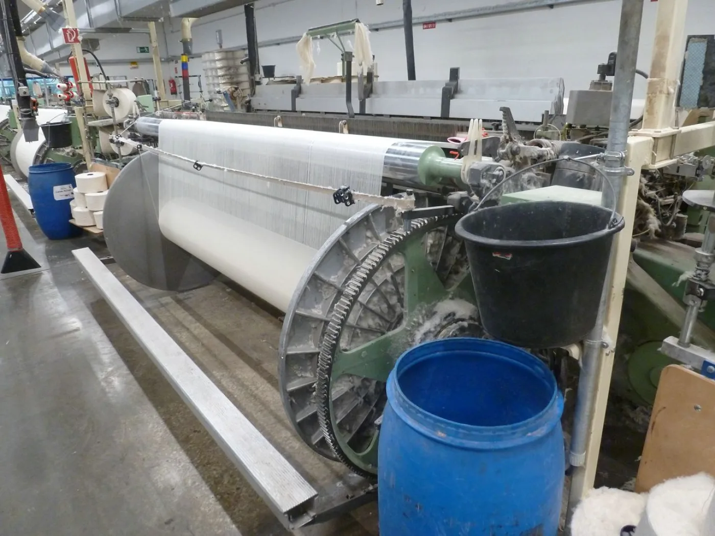 3x Sulzer - projectile loom P7100 B 280 N2 EP Q D1 - 3