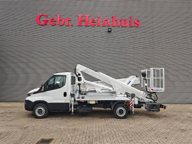 Iveco Täglich 35-120 Multitel MX210