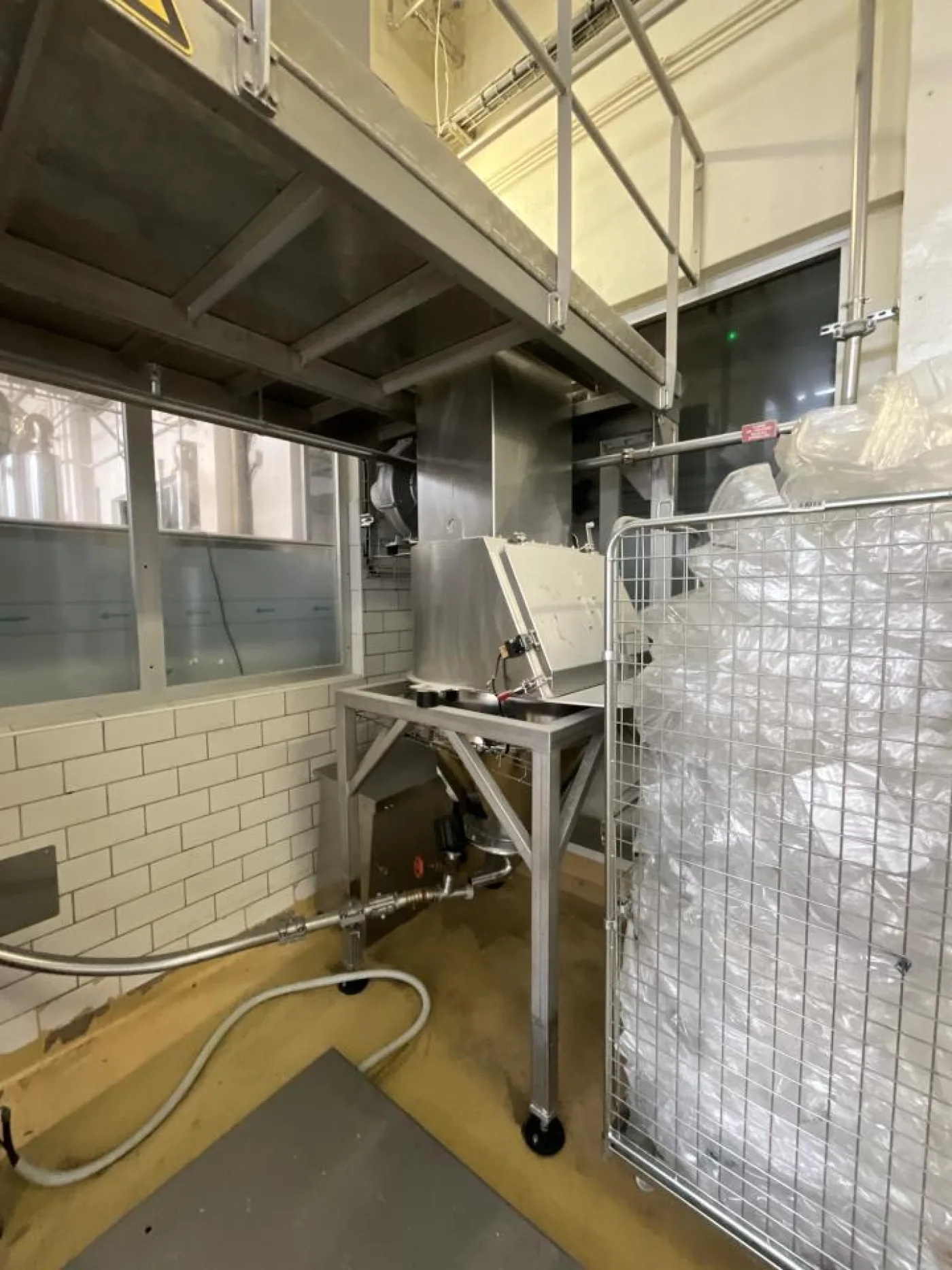 AZO AZO Powder Discharging and Conveying System - 6