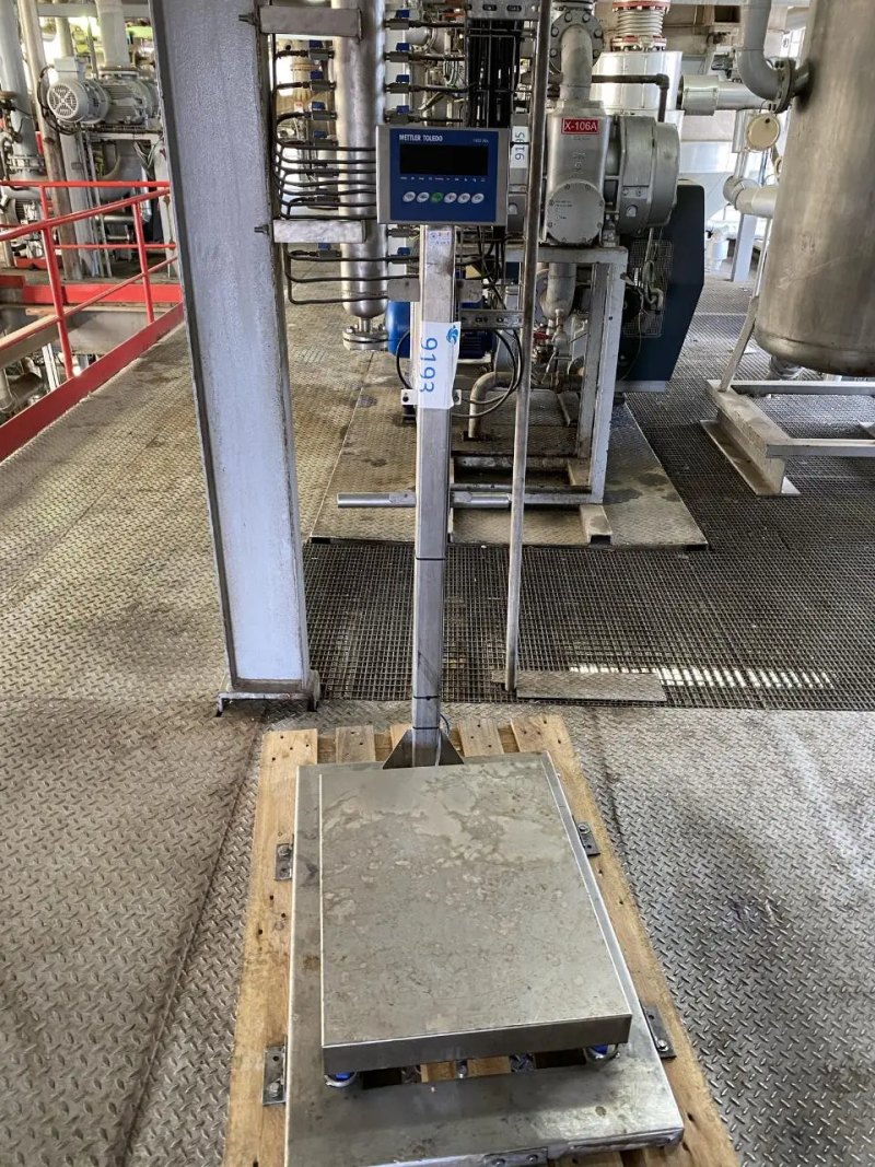 USED METTLER TOLEDO IND226x WEIGHING TERMINAL