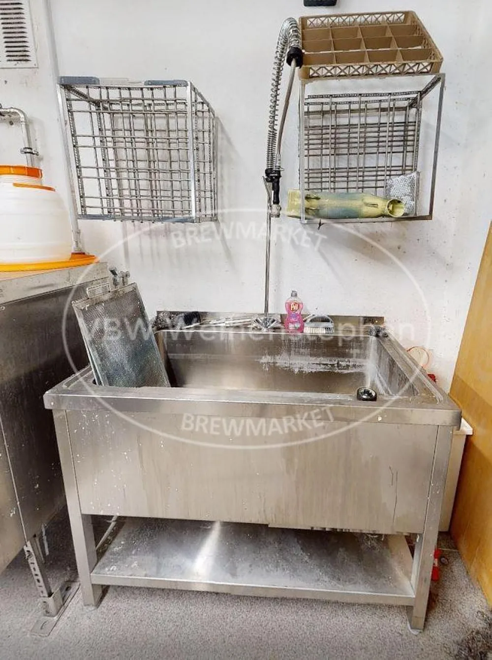 washing basin