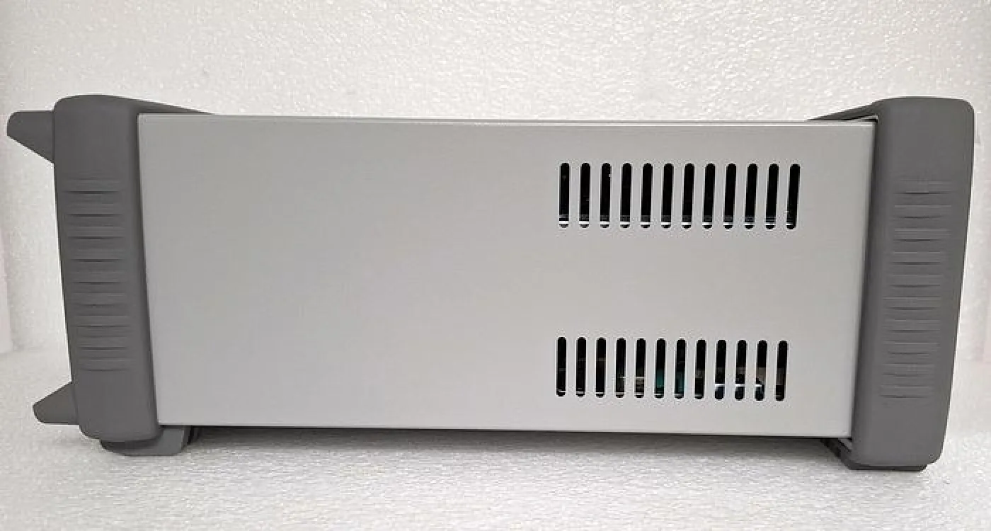 Keysight / Agilent E3649A Programmable Bench Power Supply - 3