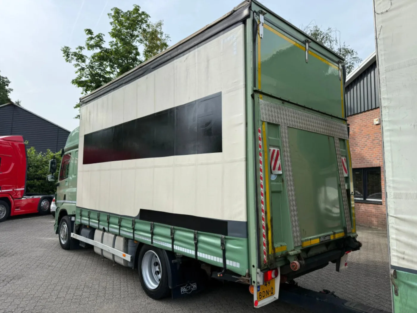 DAF CF 370 Mega Volume Combi Dhollandia 2000KG Pacton Trailer with Sliding Roof NL Truck APK/TÜV 12/24/2026 - 6