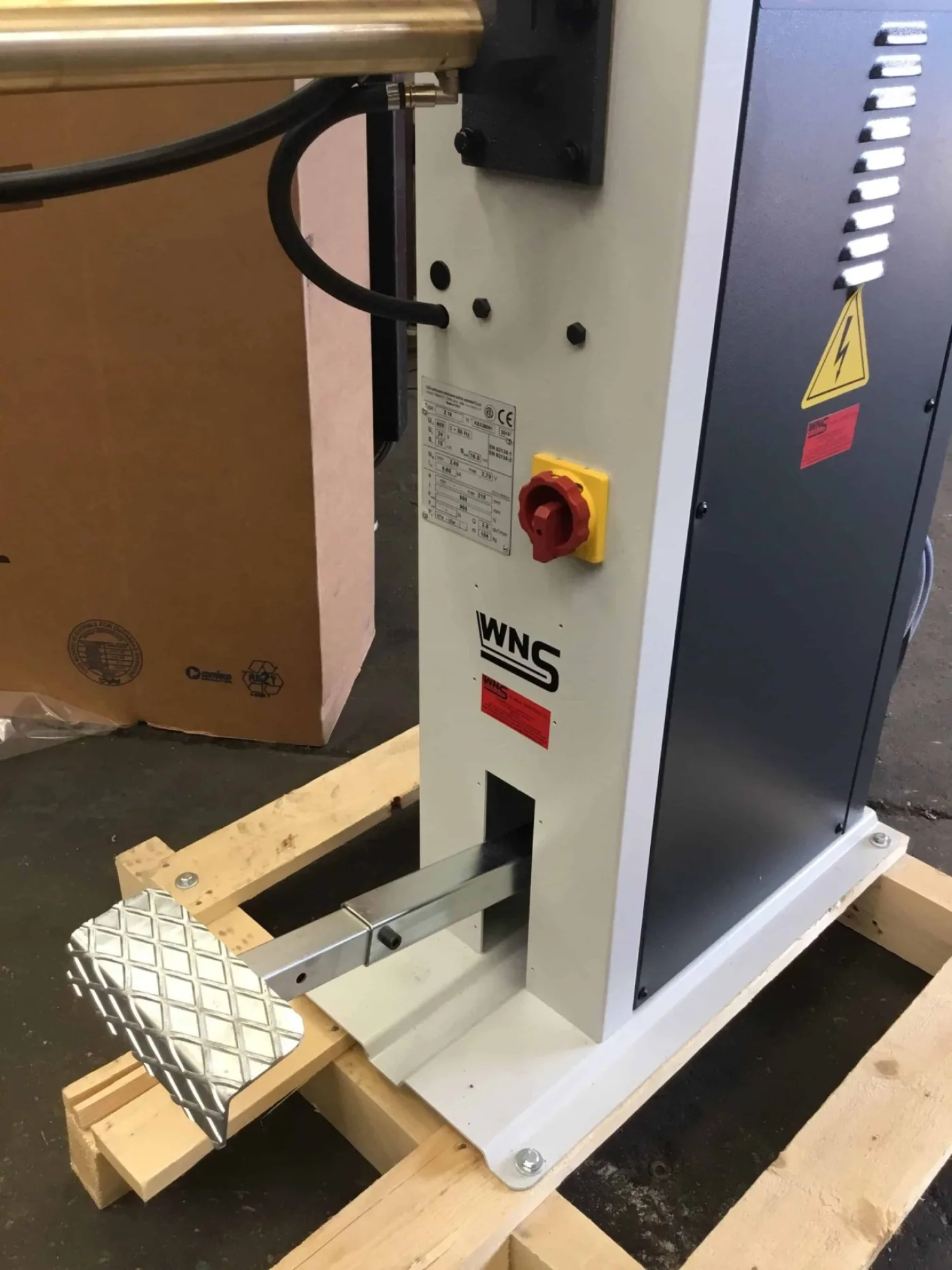 CEA RESTECH Pedestal Spot Welder - WNS - W. Neal Services Ltd - 4