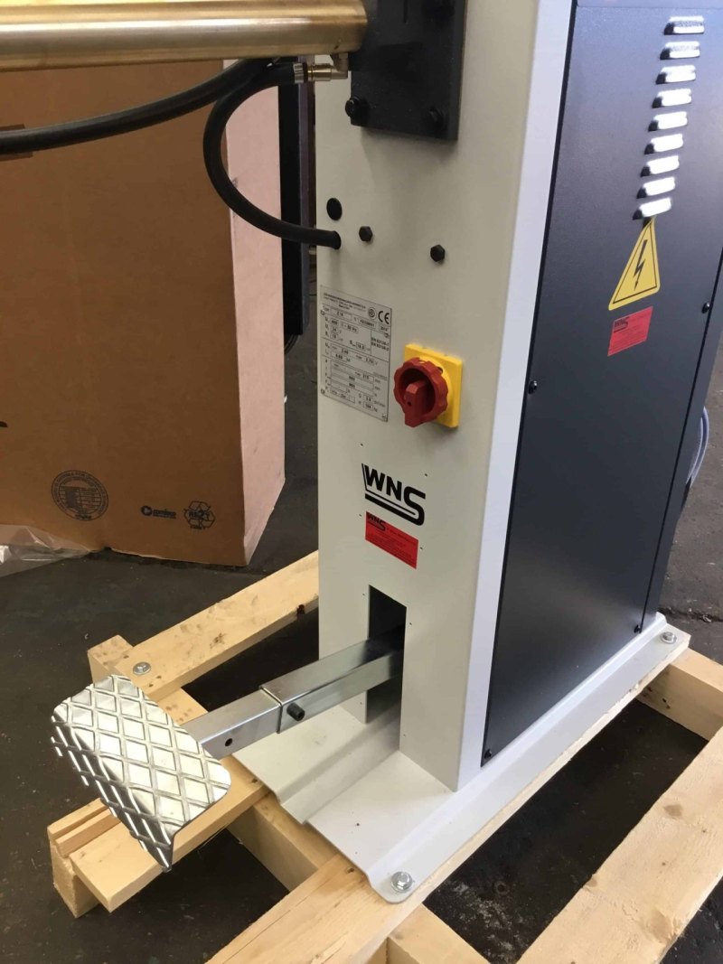 CEA RESTECH Pedestal Spot Welder - WNS - W. Neal Services Ltd