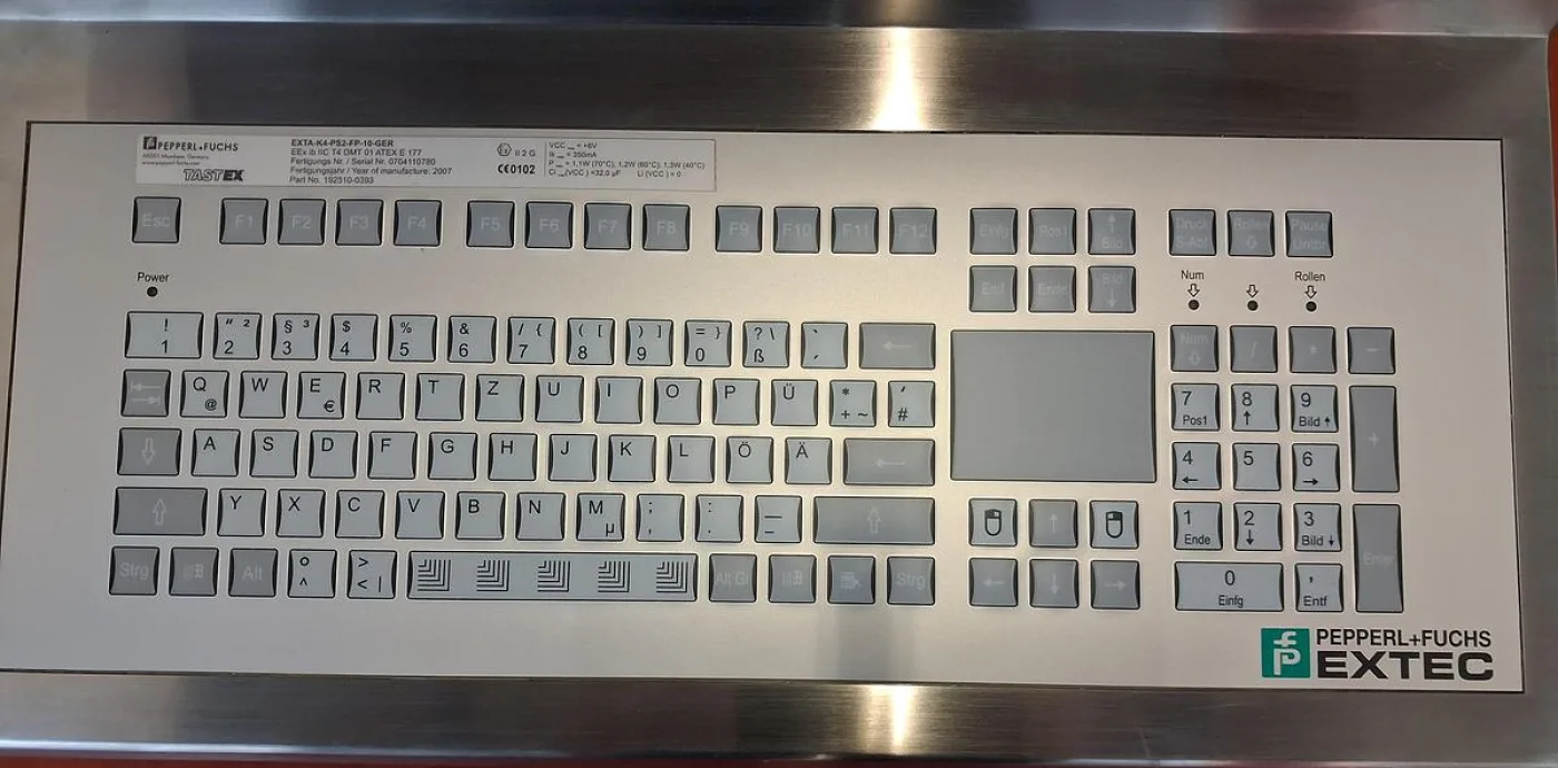 Pepperl+Fuchs EXTEC iPC-EX Industrie-Panel-PC - 8