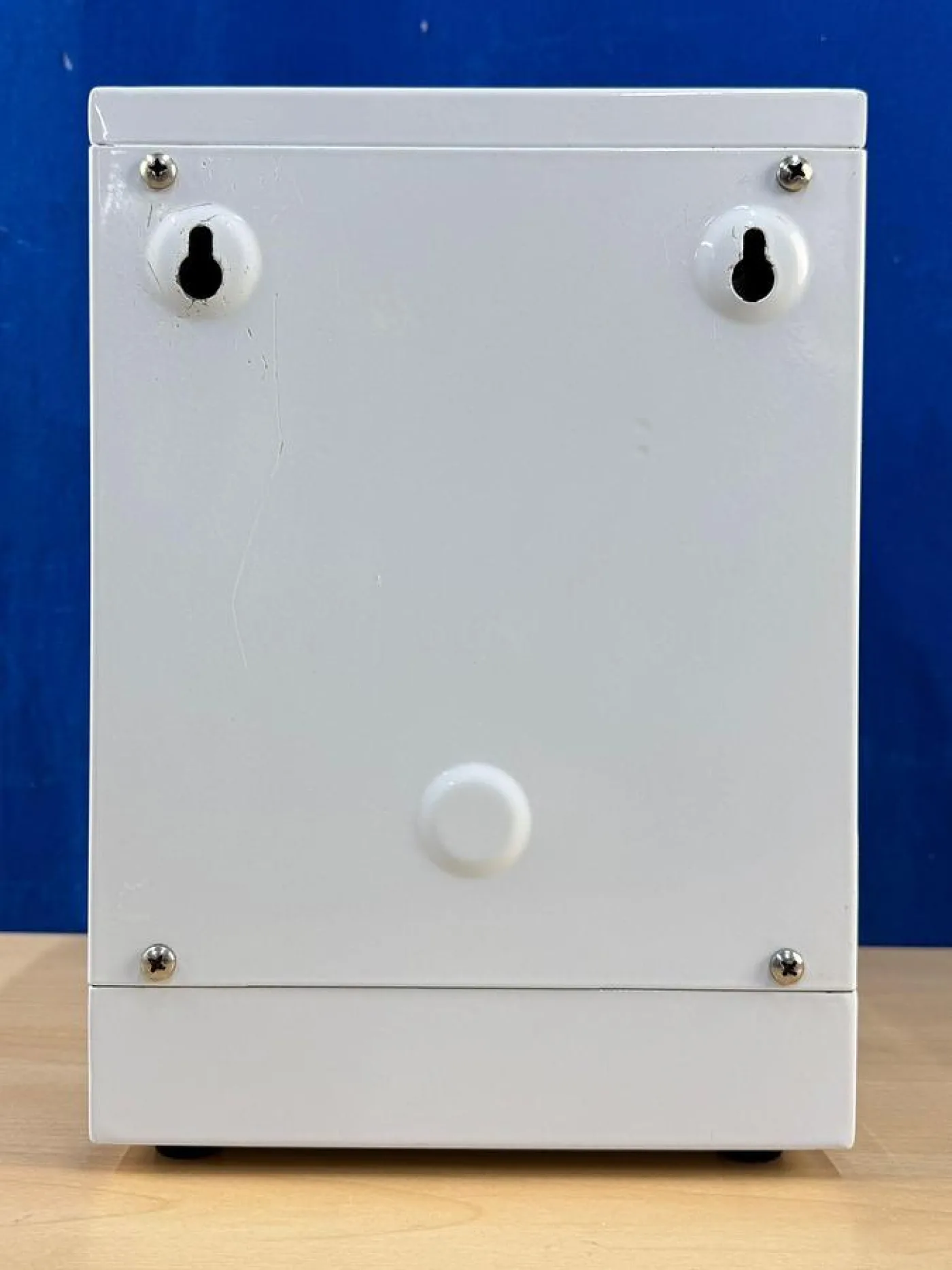 Knight Scope Tech I.Q Pump Model: MDCS-03 Endoscope Cleaning REF: 7260010 YOM: 2016 - 5