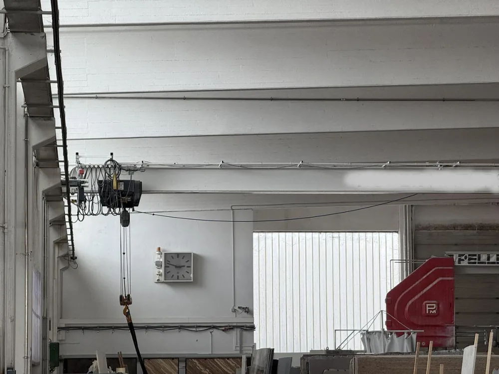 2013 Hallenkräne 3 Stück/3 Overhead cranes 5 To