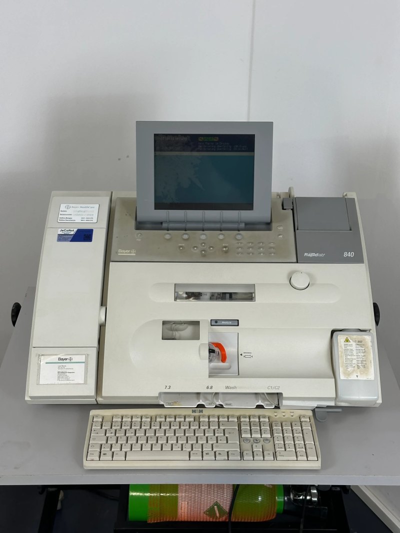 Siemens/Bayer Rapidlab 840 Analyzer (Blutgas)