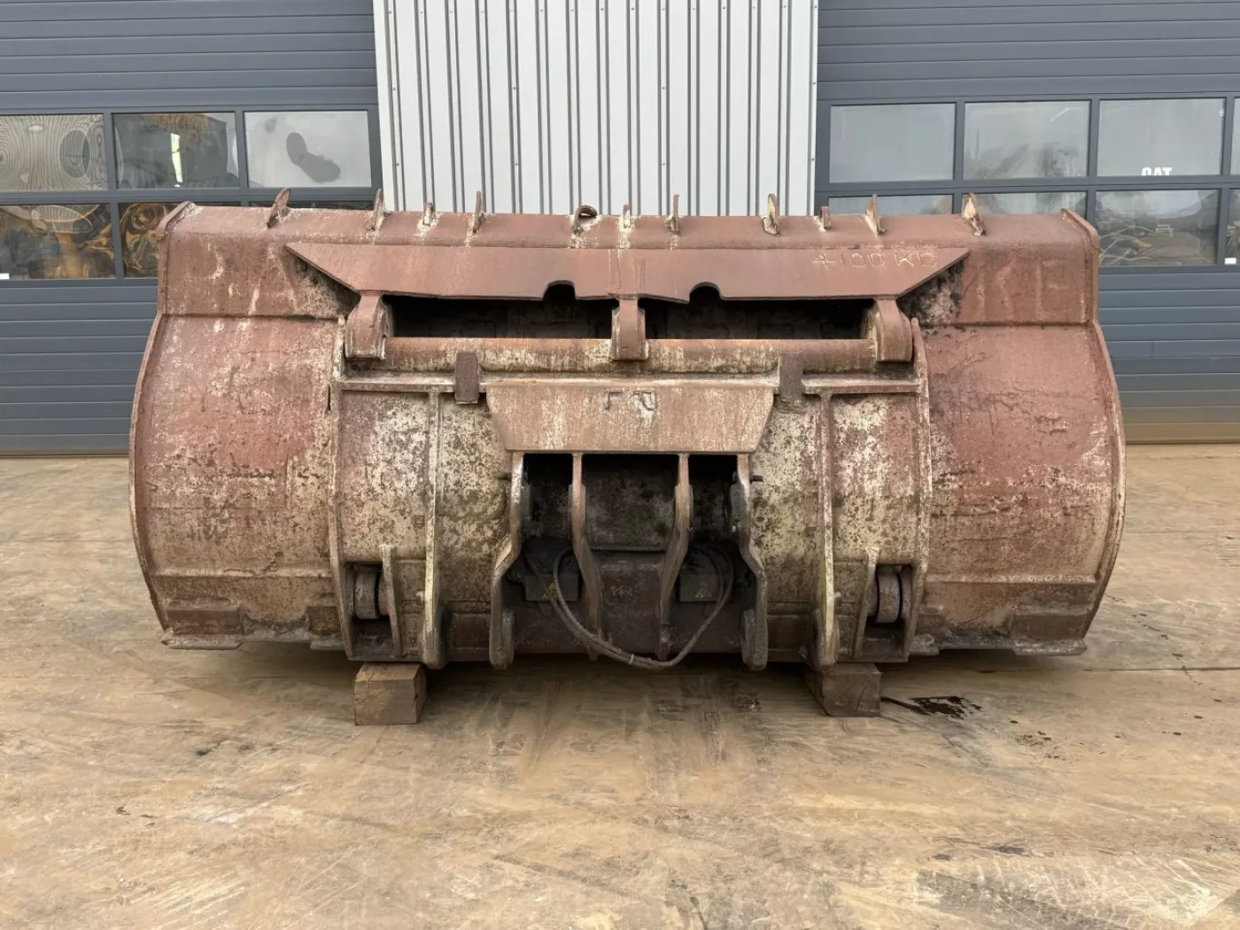 Caterpillar 980 bucket/quick coupler - 4