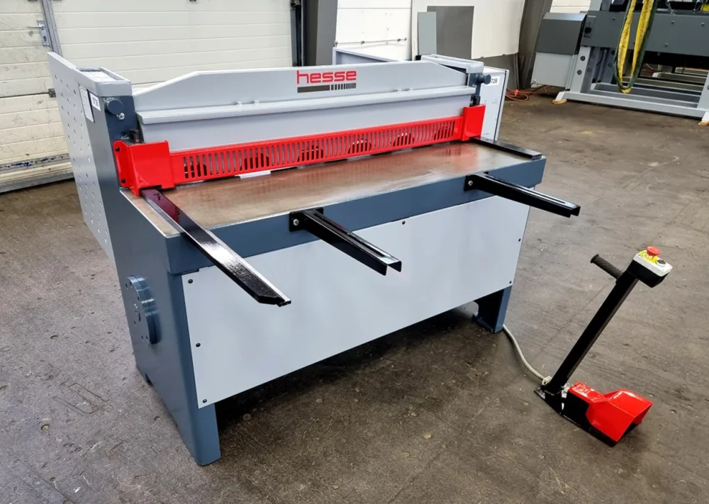 Motorische Tafelschere RGM 1303