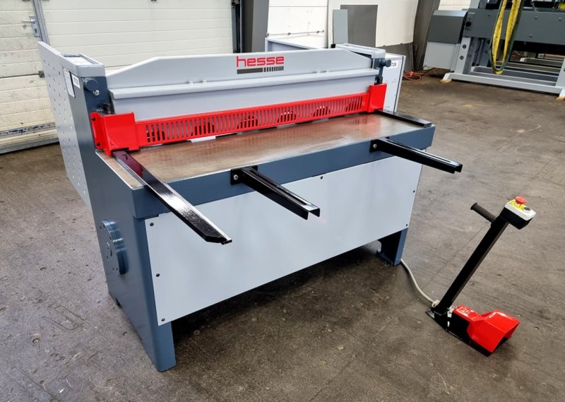 Motorische Tafelschere RGM 1303