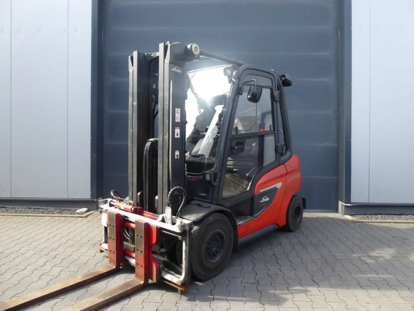 Linde H35T-01 - 1