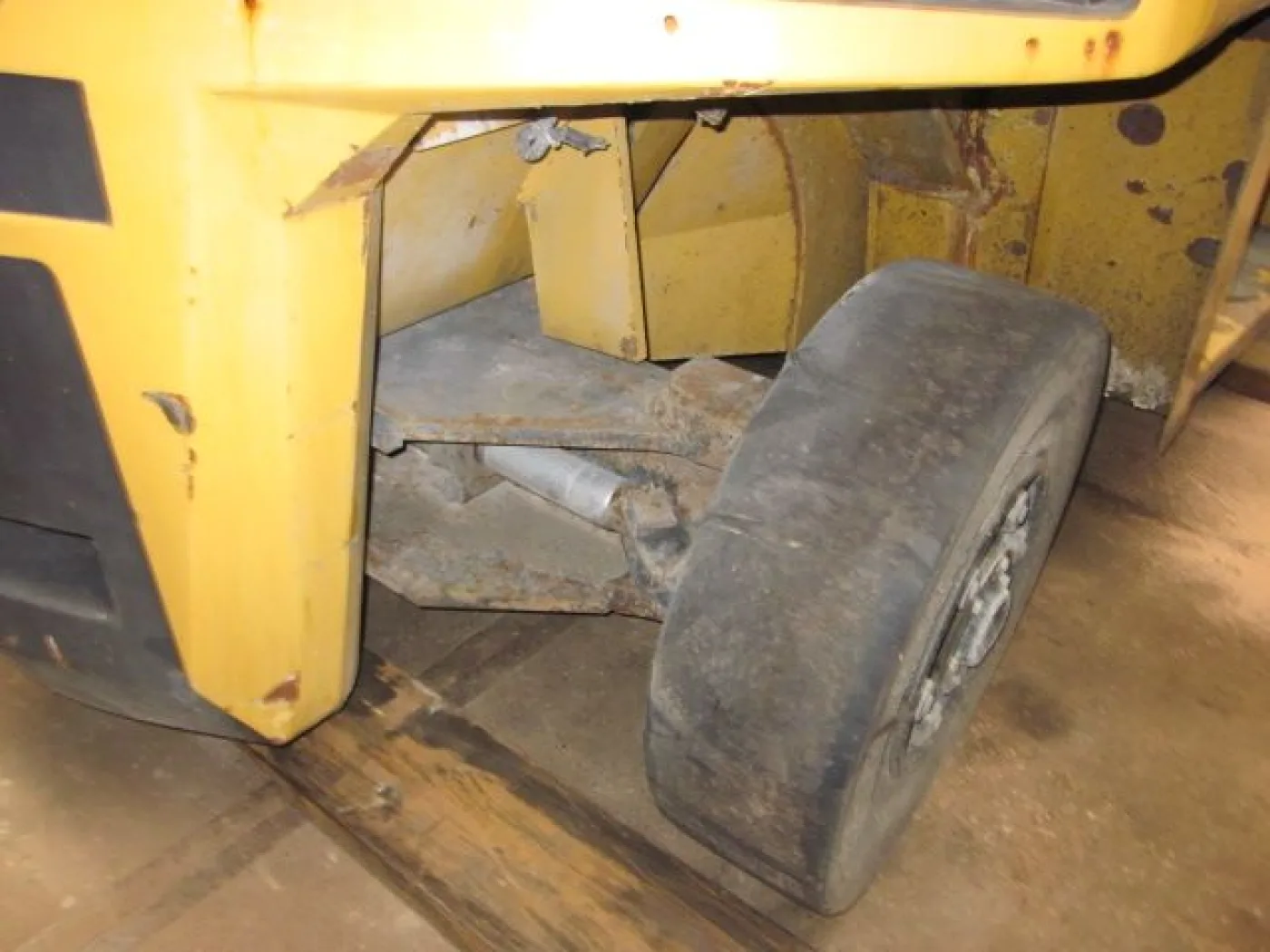 Caterpillar - 7