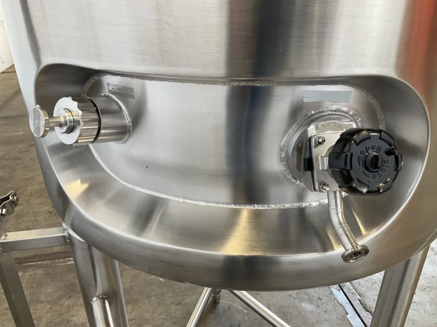 Baumgartner 150 L - Pressure vessel - 3