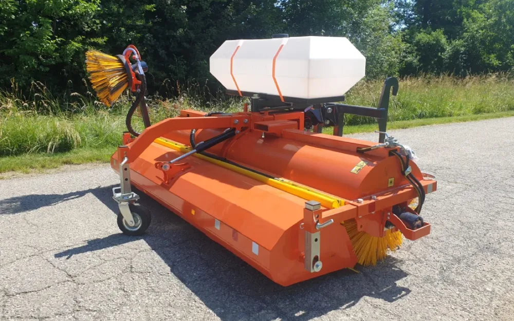 Kehrmaschine KEH 2,4 m mit JCB Q-FIT