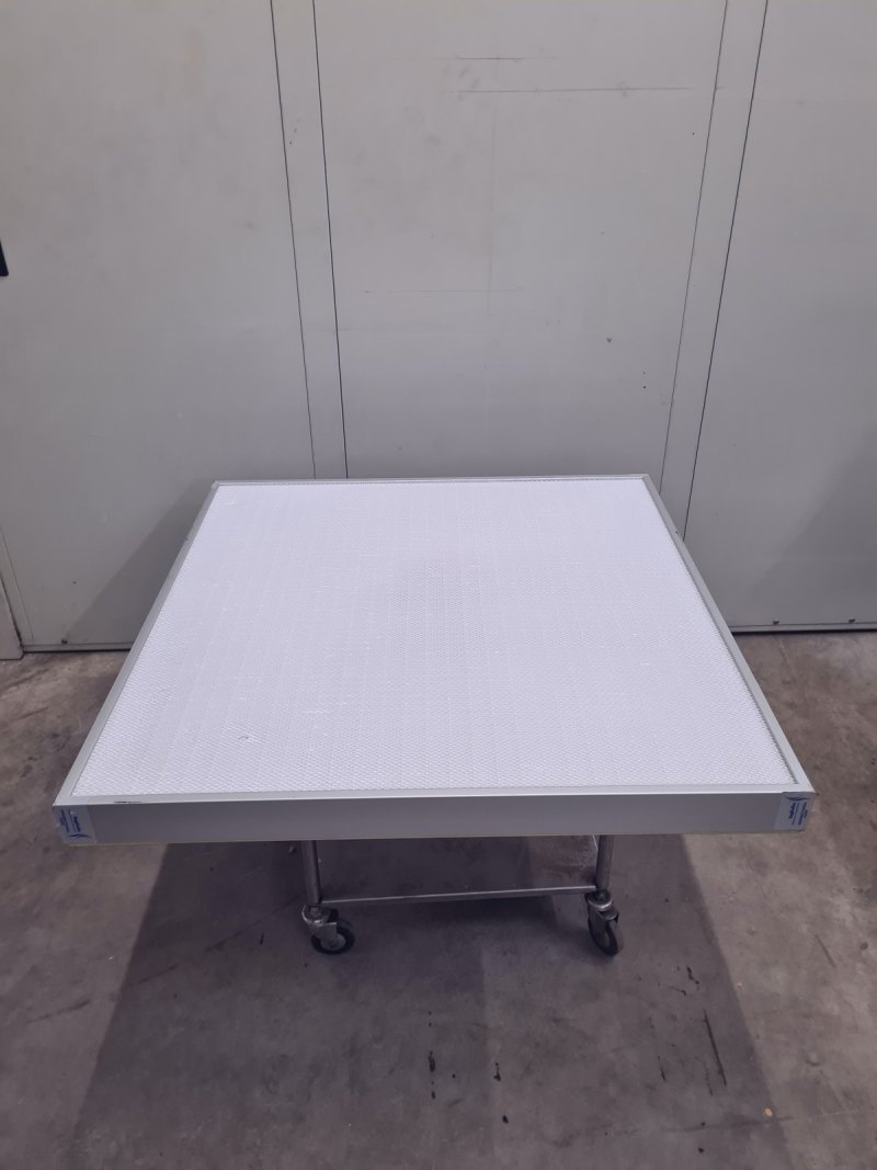 UNITÀ A FLUSSO D’ARIA LAMINARE – STERIL – MOD. MVF/3