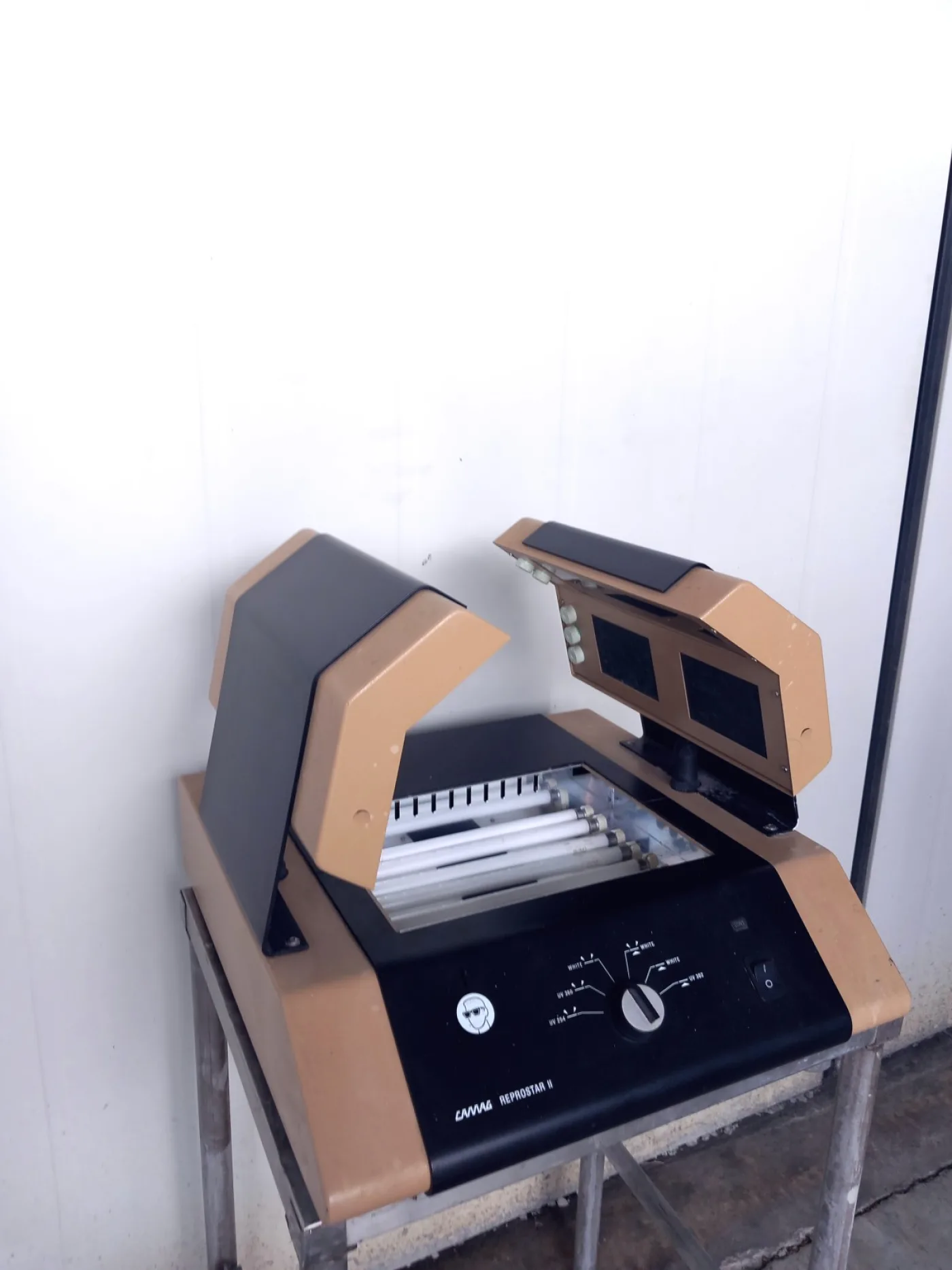 TRANSILLUMINATORE UV – CAMAG – MOD.REPROSTAR - 1