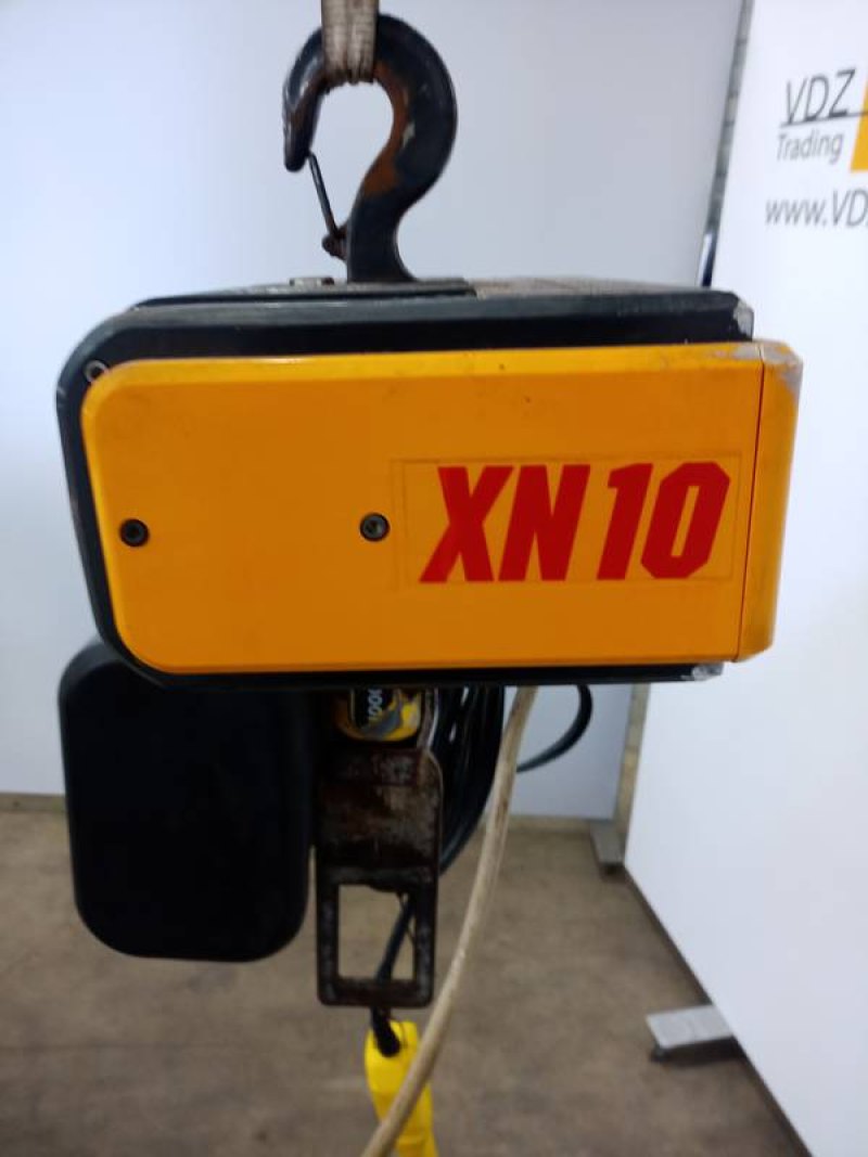 Electric chain hoist