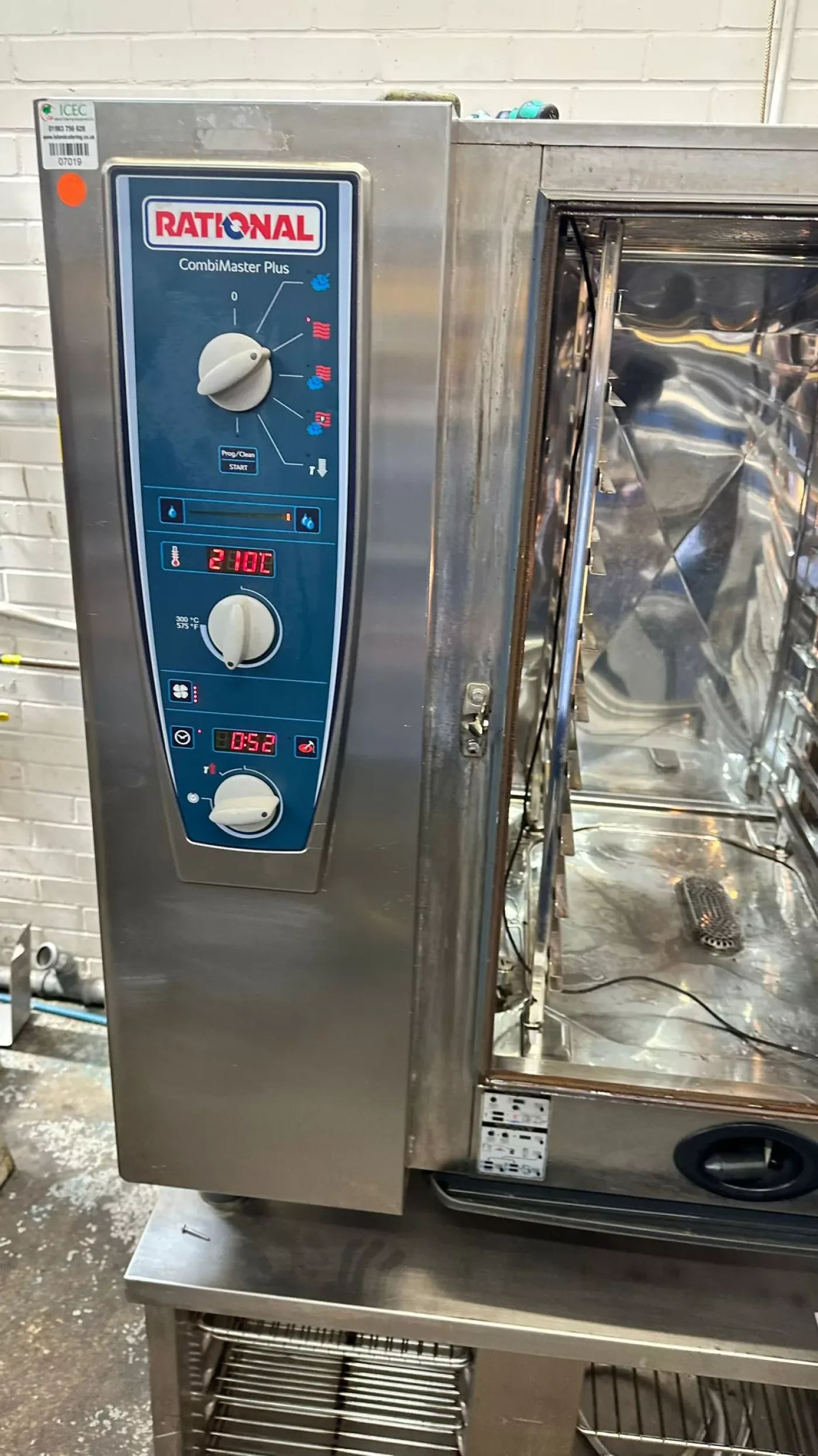 Rational Gas CombiMaster Plus (CMP), 10-1/1/G (10-Grid Gas Combi Oven) 2018 - islandcatering - 5