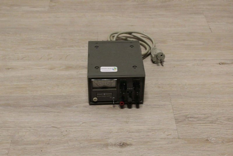 HP 6212A voeding