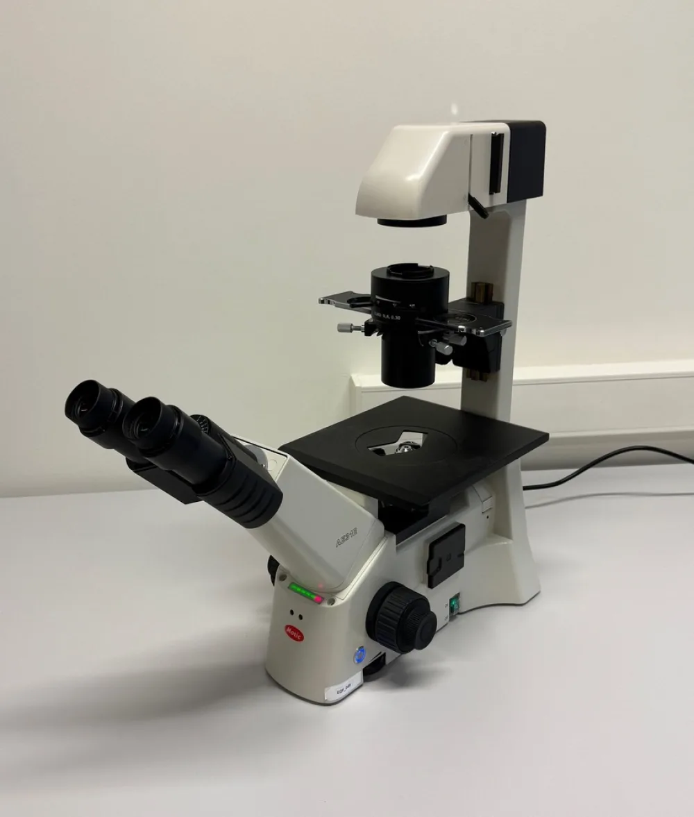 Motic AE31E Omkeermicroscoop